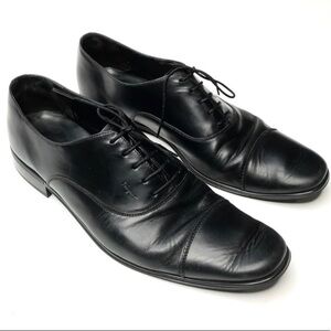 Salvatore Ferragamo Men’s calfskin tap toe oxfords